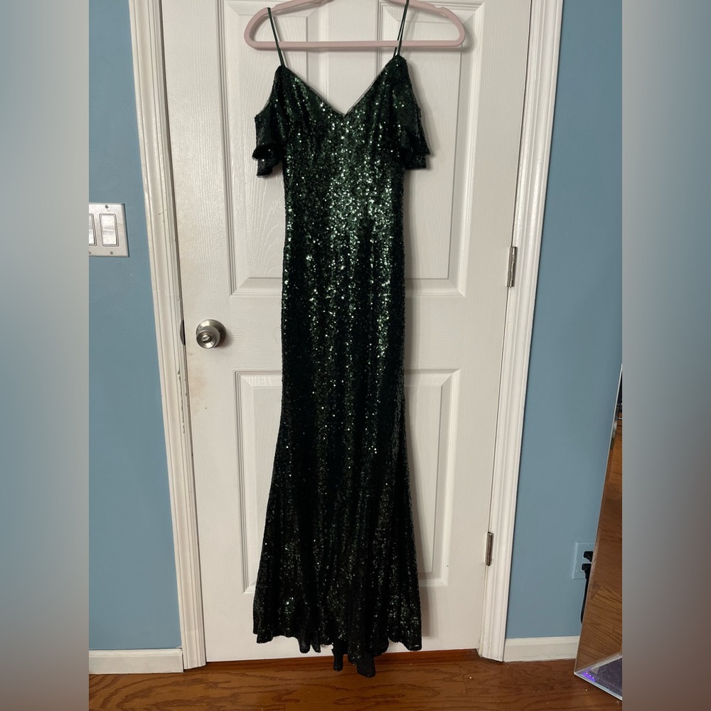 Theia Forest head to toe stunning sequin gown!!